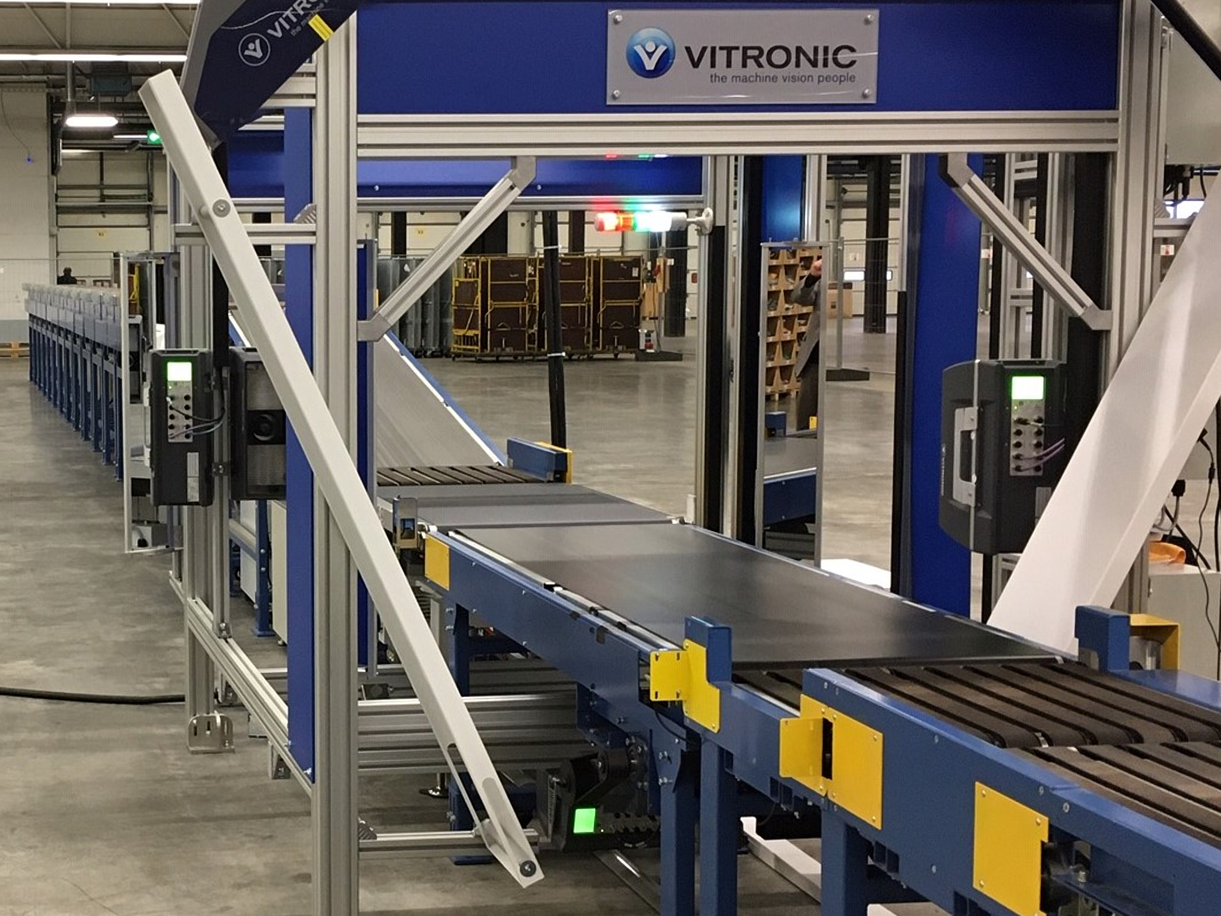 E-SORTER%20Frontansicht%20(OCR%2C%20BCR%2C%20Volumenmessung%2C%20eichf%C3%A4hige%20Waage)%201%20(2).jpg